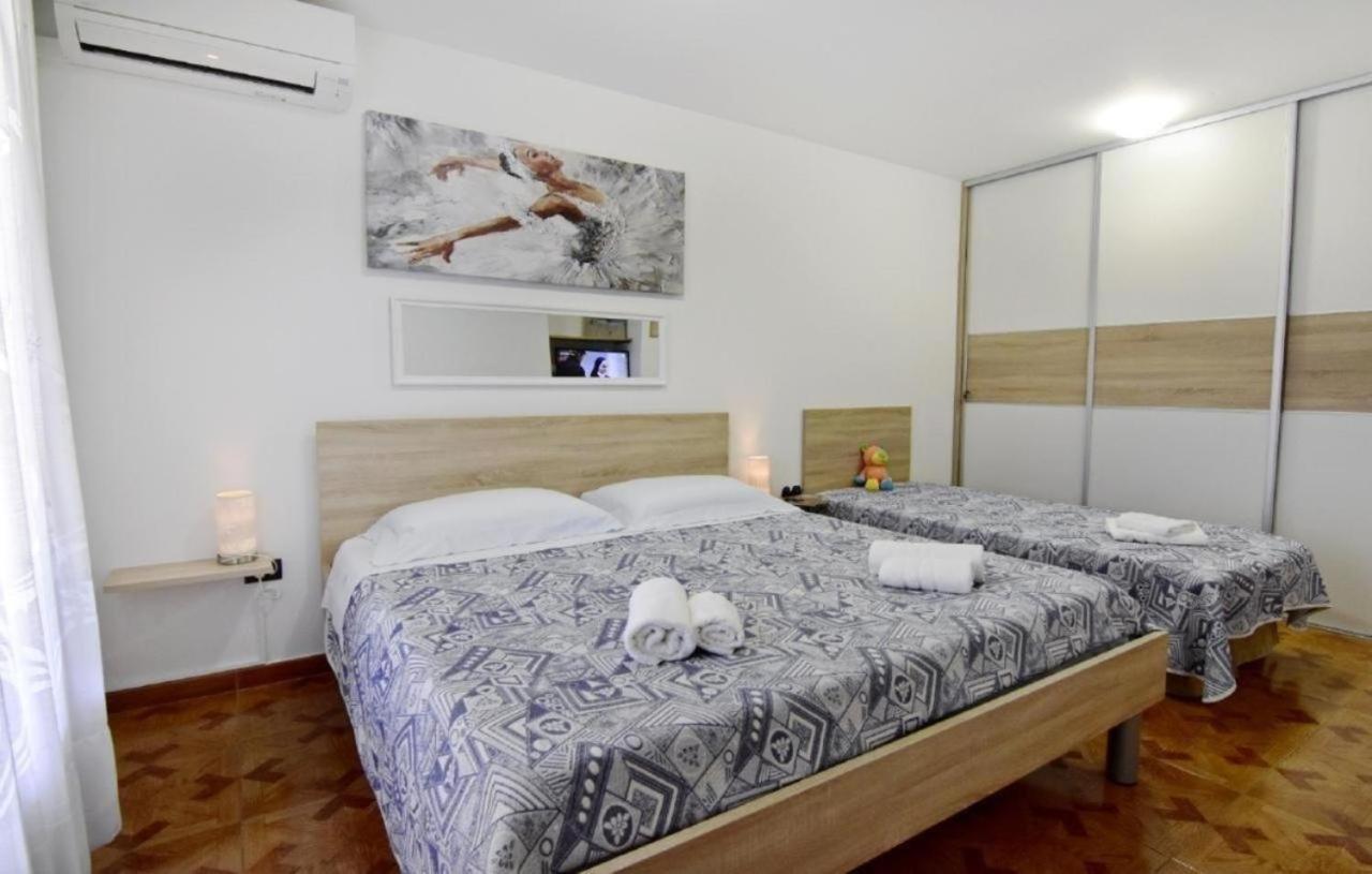Apartmenst Saban 1709 Murine Buitenkant foto