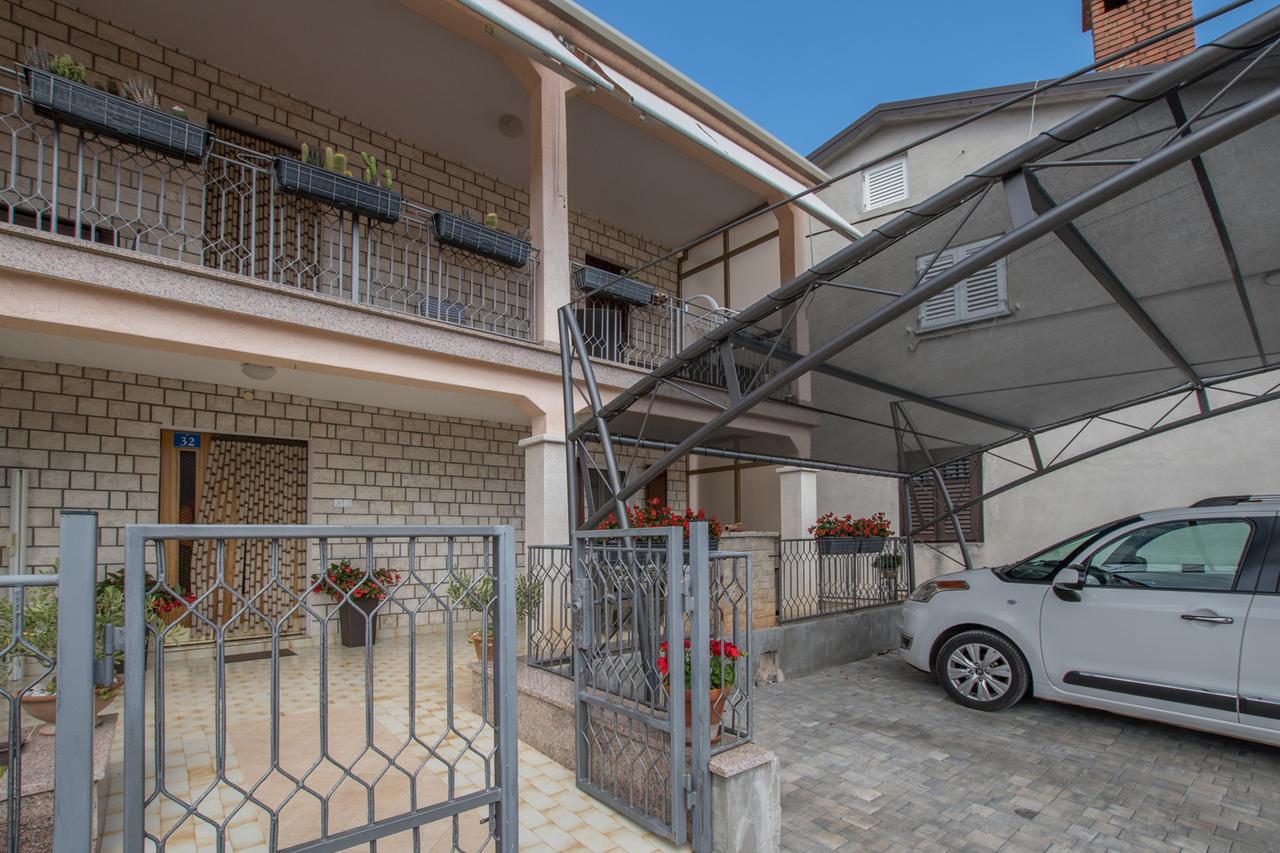 Apartmenst Saban 1709 Murine Buitenkant foto