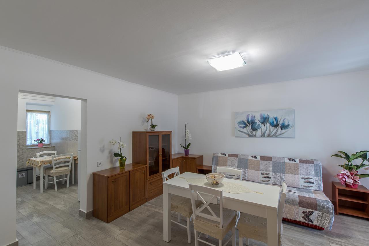 Apartmenst Saban 1709 Murine Buitenkant foto