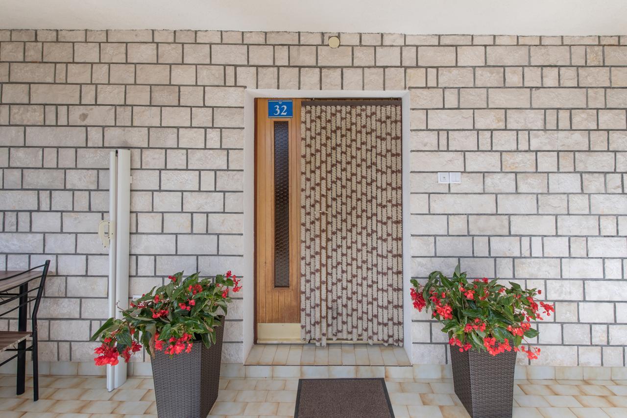 Apartmenst Saban 1709 Murine Buitenkant foto