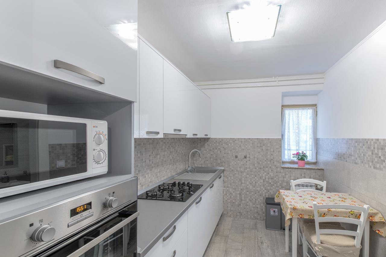 Apartmenst Saban 1709 Murine Buitenkant foto