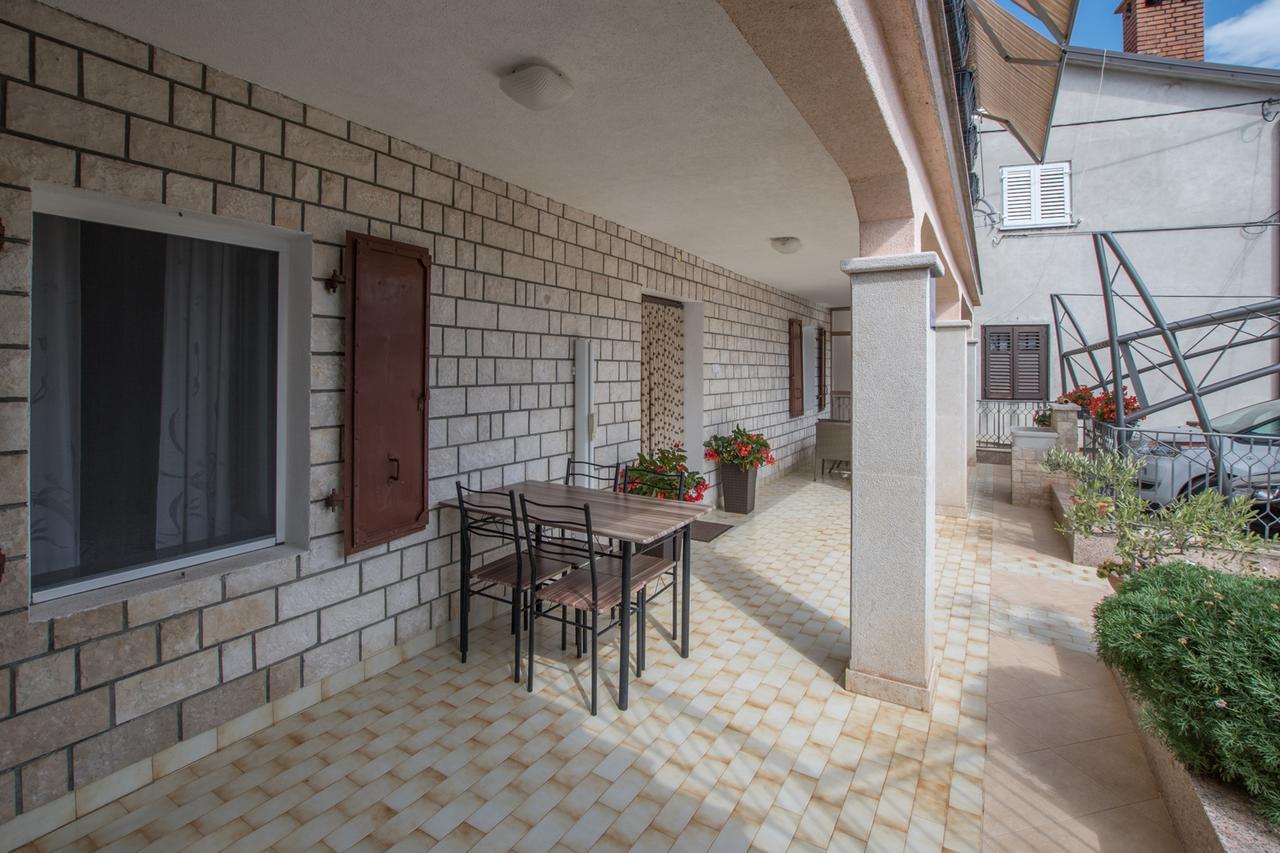Apartmenst Saban 1709 Murine Buitenkant foto